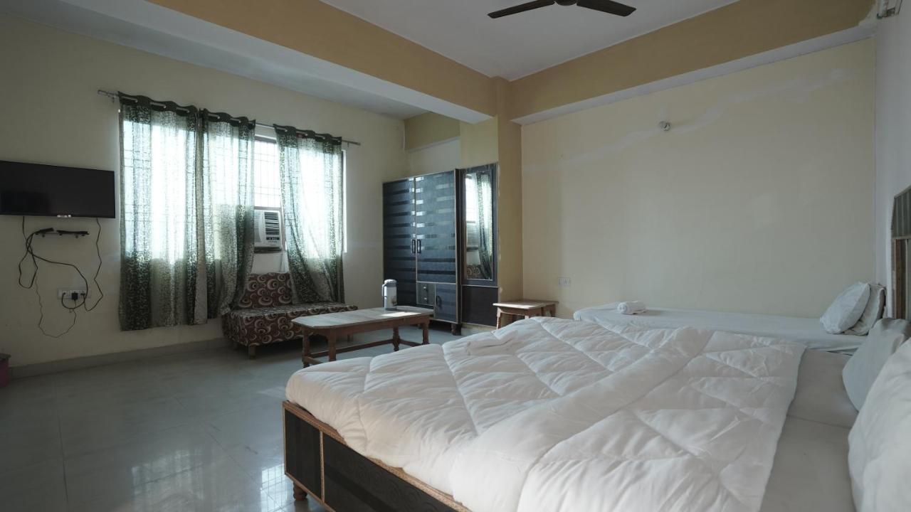 Hotel Mohan By Wb Inn Agra  Exterior photo