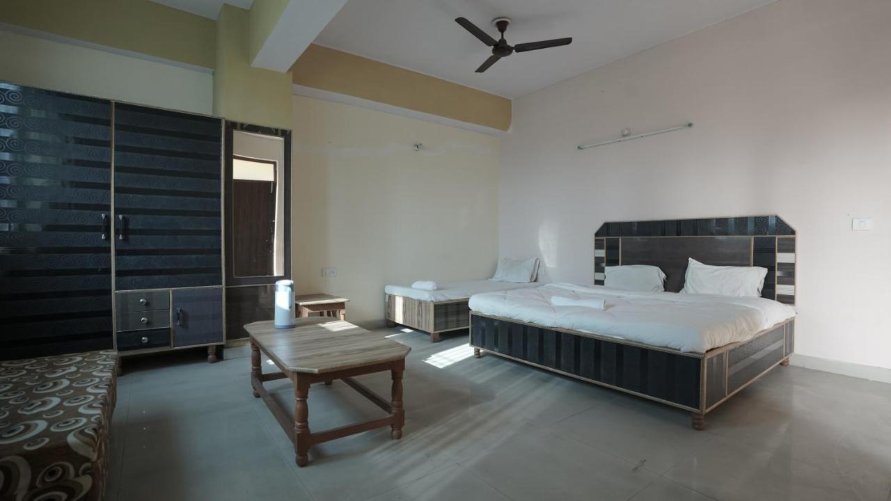Hotel Mohan By Wb Inn Agra  Exterior photo