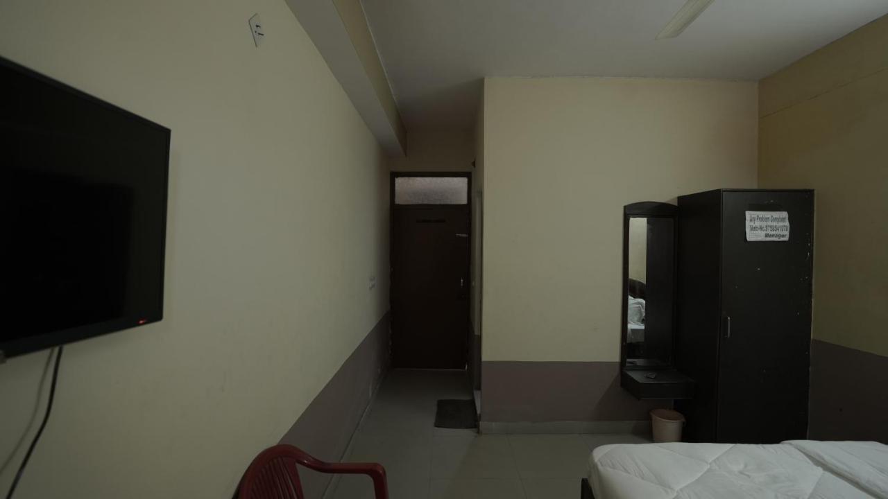 Hotel Mohan By Wb Inn Agra  Exterior photo