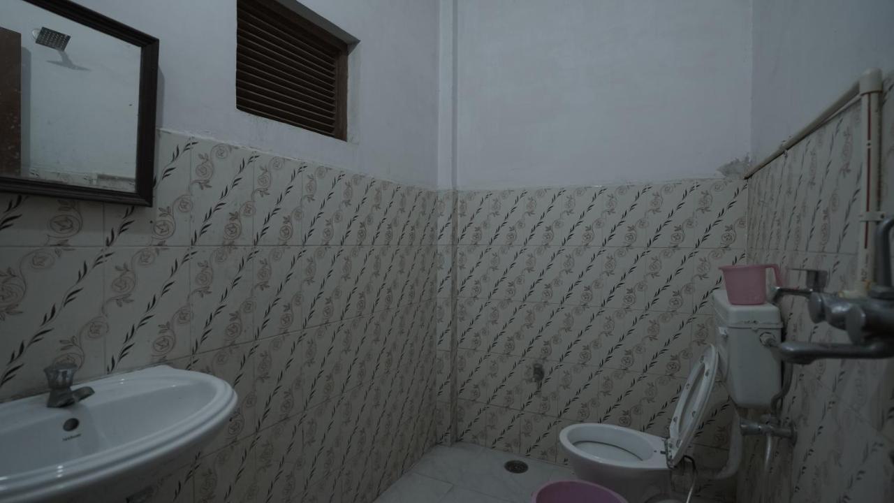 Hotel Mohan By Wb Inn Agra  Exterior photo